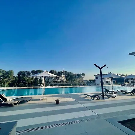 Blue Shades By The Coast Appartement